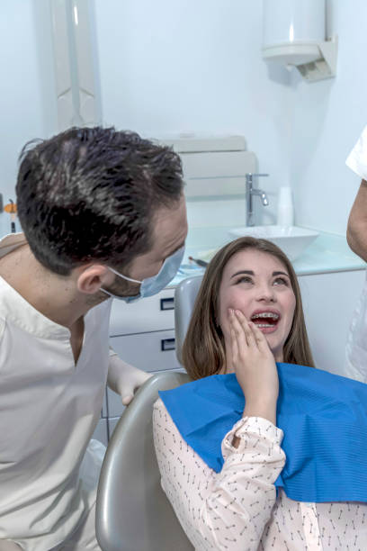 Best Chipped Tooth Repair Near Me  in Schulenburg, TX