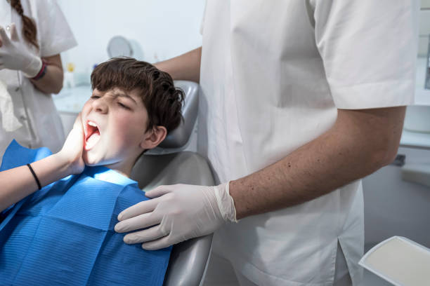 Best Tooth Infection Emergency Dentist  in Schulenburg, TX